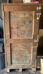 Zadelkast met 2 zadelsteunen te koop, Dieren en Toebehoren, Paarden en Pony's | Overige Paardenspullen, Ophalen, Gebruikt, Overige soorten