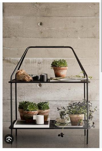 HAY x IKEA design YPPERLIG bijzettafel tijdschriften rek 