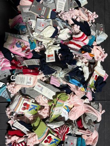 NIEUW: Sokken Sokken Sokken 2386 paar €850.00 beschikbaar voor biedingen