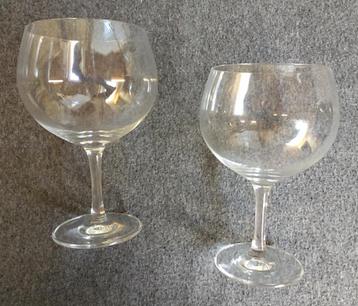 2 glazen voor gin-tonic of andere lekkere cocktails beschikbaar voor biedingen