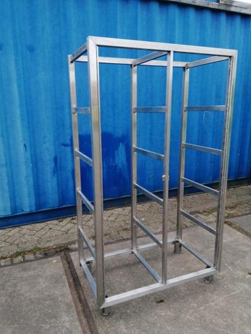 RVS koker kastframe + 2 rvs pianoscharnieren beschikbaar voor biedingen