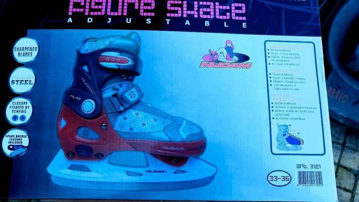 Een paar meisjes Ice Hockey schaatsen maat 33-36 ook nieuw, Sport en Fitness, Schaatsen, Nieuw, IJshockeyschaatsen, Nijdam, Ophalen