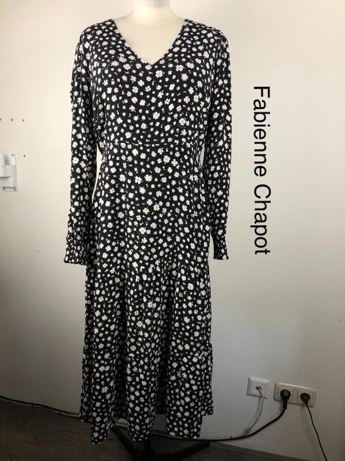 Fabienne Chapot Jurk  (mt: 42) 9,2/7742, Kleding | Dames, Jurken, Zo goed als nieuw, Maat 42/44 (L), Zwart, Onder de knie, Ophalen of Verzenden