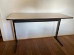 Bureau - Eenvoudig en functioneel, Ophalen, Gebruikt, Bureau