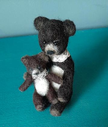 Genaaldvilte beren wol naaldvilten beertjes handgemaakt  beschikbaar voor biedingen