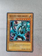 Blue-Eyes white dragon | 1st Edition! SKE-001, Ophalen of Verzenden, Zo goed als nieuw, Losse kaart, Foil