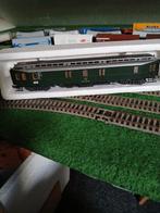 2 speciaale roco ho postrijtuigen, Hobby en Vrije tijd, Modeltreinen | H0, Gelijkstroom, Wagon, Ophalen of Verzenden, Zo goed als nieuw