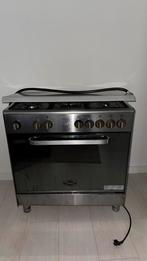 Gratis gasfornuis / oven op te halen tweede verdieping, Witgoed en Apparatuur, Fornuizen, Ophalen, Gebruikt, 4 kookzones, Gas