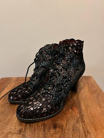 Laura Vita Schoenen Maat 40 - Zo goed als nieuw! beschikbaar voor biedingen