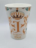 Beker inhuldiging Juliana van Societé Ceramique., Verzamelen, Koninklijk Huis en Royalty, Ophalen of Verzenden, Gebruikt