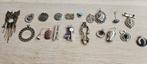 Diverse hangers, Sieraden, Tassen en Uiterlijk, Antieke sieraden, Ophalen of Verzenden, Overige materialen, Broche