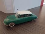 Citroën DS 19 2x Dinky Toys en corgi Toys, Hobby en Vrije tijd, Modelauto's | 1:43, Ophalen of Verzenden, Gebruikt, Auto, Corgi