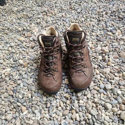 Meindl Matrei GTX Herenwandelschoen 43 past goed bij maat 42, Sport en Fitness, Bergsport en Wandelen, Zo goed als nieuw, Schoenen