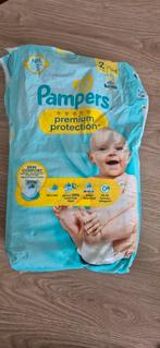 Pampers mt 2, Ophalen of Verzenden, Zo goed als nieuw