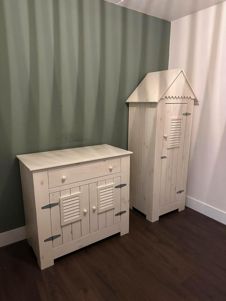 Commode + kledingkast babykamer, Kinderen en Baby's, Kinderkamer | Complete kinderkamers, Gebruikt, Jongetje of Meisje, Ophalen