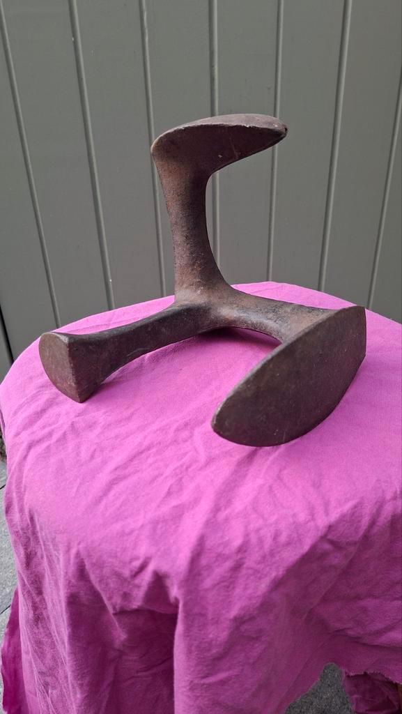 Antieke Schoenmakersleest van IJzer, Antiek en Kunst, Antiek | Gereedschap en Instrumenten, Ophalen
