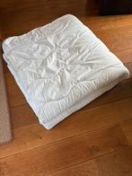 Dekbed 2 bij 2 meter, Ophalen, Gebruikt, Wit, Tweepersoons