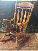 Prachtige vintage antieke schommelstoel met houtsnijwerk, Ophalen