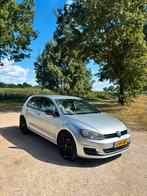 Volkswagen Golf 1.2 TSI 77KW 5D DSG 2013 Grijs, Auto's, Zwart, 4 cilinders, 1151 kg, 104 pk