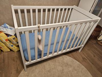 Complete babykamer ikea beschikbaar voor biedingen