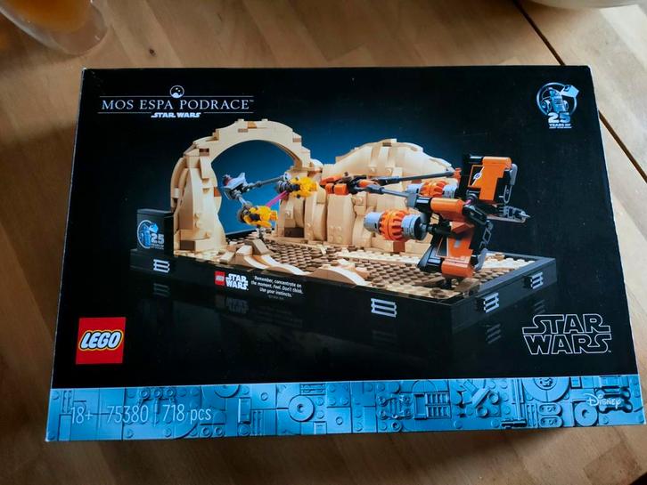 LEGO Star Wars Mos Espa Podrace Diorama - Nieuw!, Kinderen en Baby's, Speelgoed | Duplo en Lego, Nieuw, Lego, Complete set, Ophalen of Verzenden