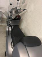 New Motorscooter Gts 300  vespamotor/Piaggio motorscooter, Ophalen of Verzenden, Zo goed als nieuw