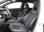 Mercedes-Benz A-Klasse 220 4MATIC / AMG / NIGHT / 19 Inch Mu, Automaat, Euro 6, Wit, Bedrijf