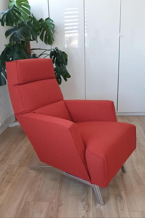 Design fauteuil Solo van Design on Stock/ Roderick Vos, Huis en Inrichting, Fauteuils, Zo goed als nieuw, Stof, 75 tot 100 cm