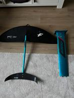 Wingfoil set 1800 front wing 65cm mast, Watersport en Boten, Wingsurfen, Ophalen of Verzenden, Zo goed als nieuw