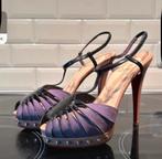 Christian Louboutin hakken , 38,5, Overige kleuren, Ophalen of Verzenden, Schoenen met hoge hakken, Gedragen