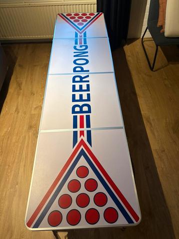 Beerpong tafel + accessoires beschikbaar voor biedingen