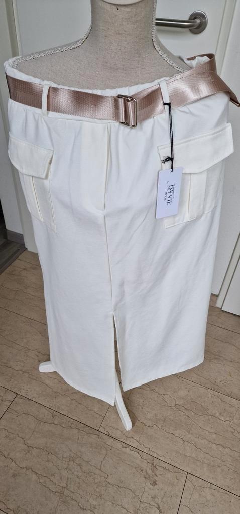 11)Te koop nieuw  room witte jog rok 1 maat ongv.44/46, Kleding | Dames, Grote Maten, Nieuw, Rok, Wit, Ophalen of Verzenden