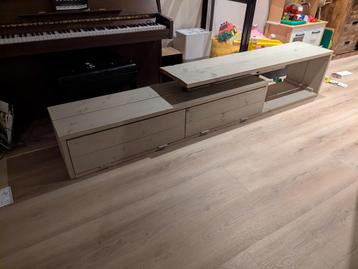 TV meubel van steigerhout