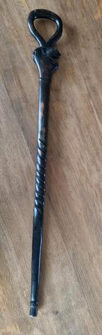 Afrikaanse gedraaide wandelstok met leeuw, Diversen, Wandelstokken, Ophalen of Verzenden, Gebruikt