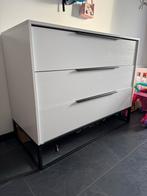 Witte commode met 3 lades (klusser), Gebruikt, 100 tot 150 cm, 3 of 4 laden, Minder dan 100 cm