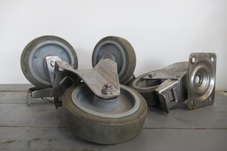 SET van 2x bok en 2x zwenk-remwiel 160 mm Wiel geluiddempend, Doe-het-zelf en Verbouw, Zwenkwielen, Gebruikt, Ophalen of Verzenden