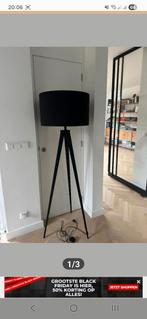 Vloerlamp zwart, Huis en Inrichting, Lampen | Vloerlampen, Ophalen of Verzenden, Zo goed als nieuw, 150 tot 200 cm