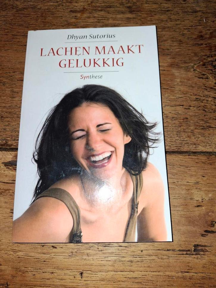 D. Sutorius - Lachen maakt gelukkig, Boeken, Esoterie en Spiritualiteit, Zo goed als nieuw, Overige typen, Overige onderwerpen