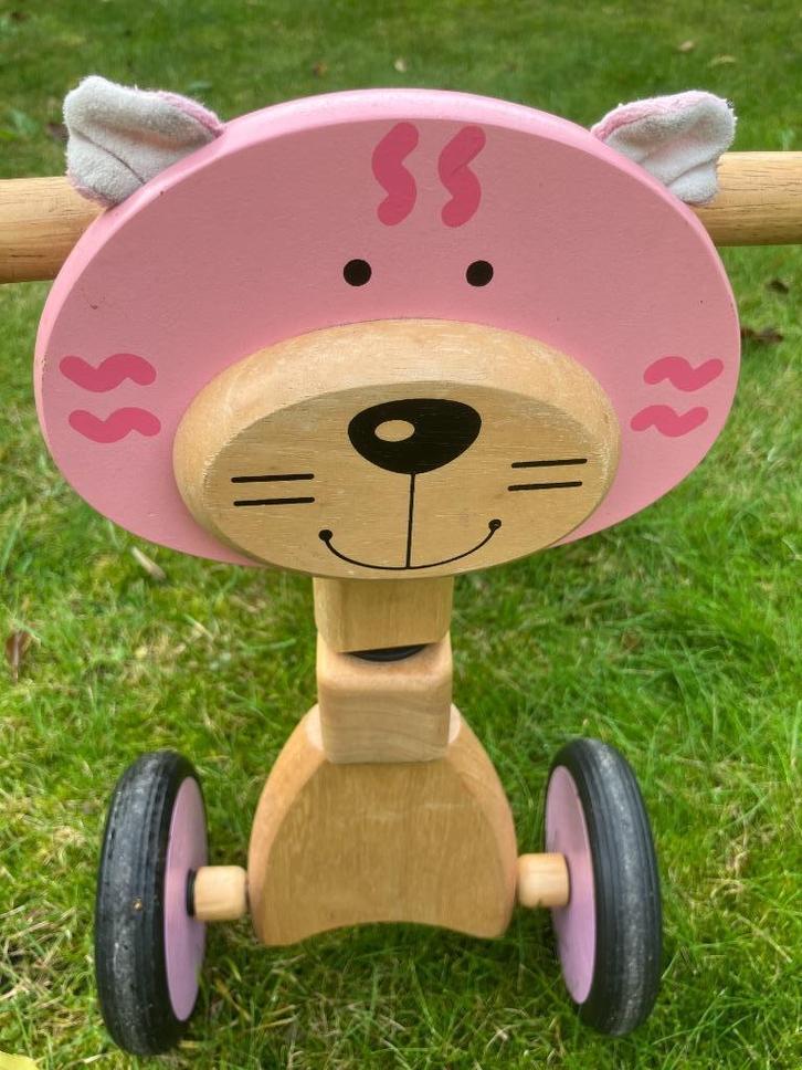 Loopfiets – loopkarretje – houten varken, Kinderen en Baby's, Speelgoed | Houten speelgoed, Gebruikt, Rij- of Hobbelspeelgoed