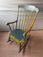 Vintage schommelstoel, Kinderen en Baby's, Ophalen of Verzenden, Gebruikt, Tafel(s)