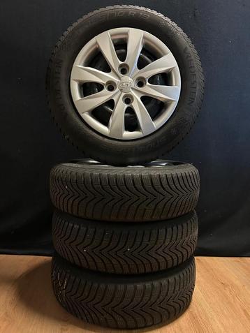 Originele winterset Hyundai i10 + Vredestein Winterbanden beschikbaar voor biedingen