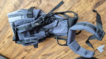 Baby kind drager, Active Leisure. Nooit gebruikt. beschikbaar voor biedingen