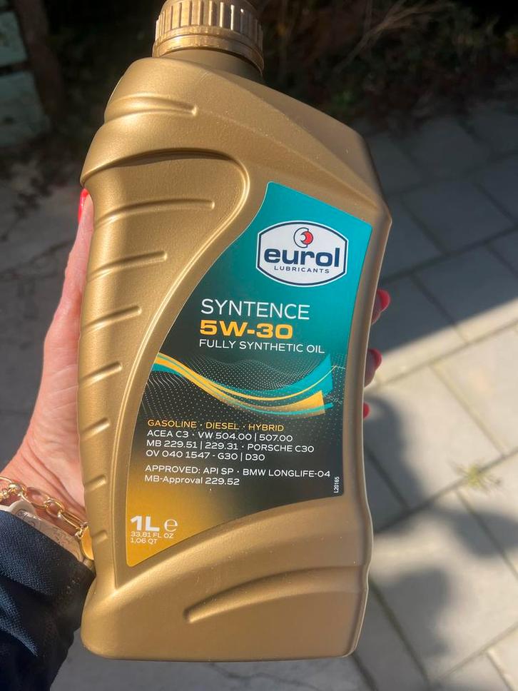 Volle flacon Eurol motorolie 5W-30, Auto-onderdelen, Motor en Toebehoren, Universele onderdelen, Nieuw, Ophalen of Verzenden