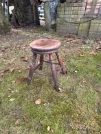 Vintage Houten Krukje, Huis en Inrichting, Krukjes, Ophalen of Verzenden, Gebruikt, Hout