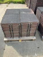 56 vochtdoorlatende rubberen tegels 50x50x4cm, Q, Q, Q