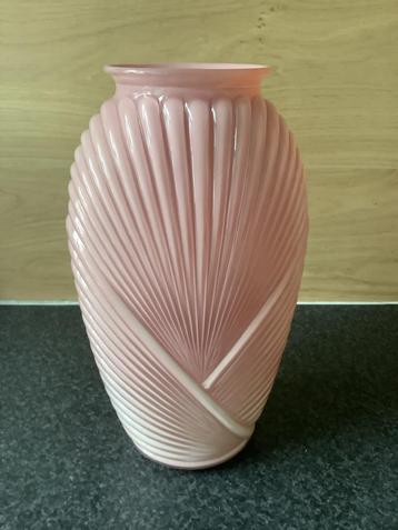 Mooie vintage/art deco glazen anchor hocking vaas beschikbaar voor biedingen