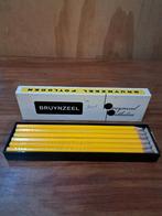 Piet Zwart Bruynzeel potloden 1950's, Verzamelen, Ophalen of Verzenden, Gebruikt, Gebruiksvoorwerp