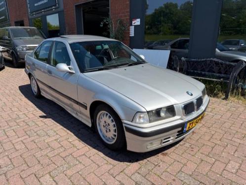 BMW 3-Serie 1.8 I 318 Exe AUT U9 1991 Grijs, Auto's, BMW, Bedrijf, 3-Serie, ABS, Airbags, Centrale vergrendeling, Elektrische buitenspiegels