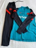 Trainingsset merk Nike Chelsea maat S in nieuwstat, Kleding | Heren, NIKE, Ophalen of Verzenden, Zo goed als nieuw, Algemeen