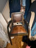 Antieke Kappersstoel met Lederen Bekleding, Huis en Inrichting, Fauteuils, Ophalen